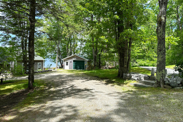 Driveway Entrance