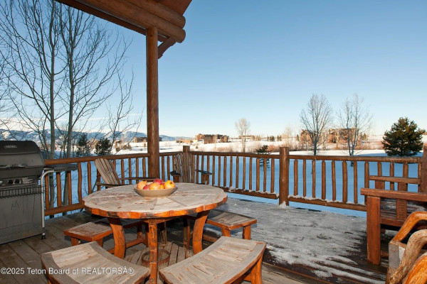 Outdoor Dining Views