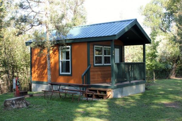 Book Deluxe Cabin North Yellowstone Montana All Cabins