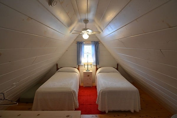 Loft - Twin Beds