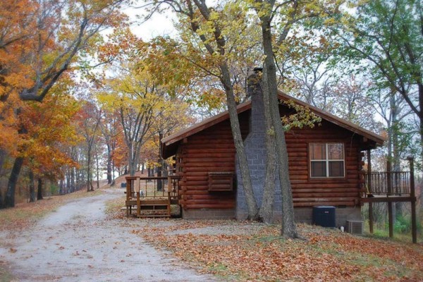Book Couples Cabin, Eureka Springs, Arkansas - All Cabins